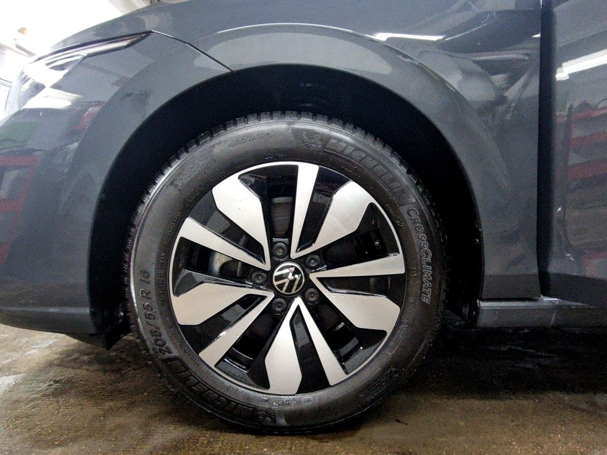 Volkswagen Golf 8 GOAL 1.5 eTSI DSG LED+ AHK IDA TRAVEL KAM foto 14