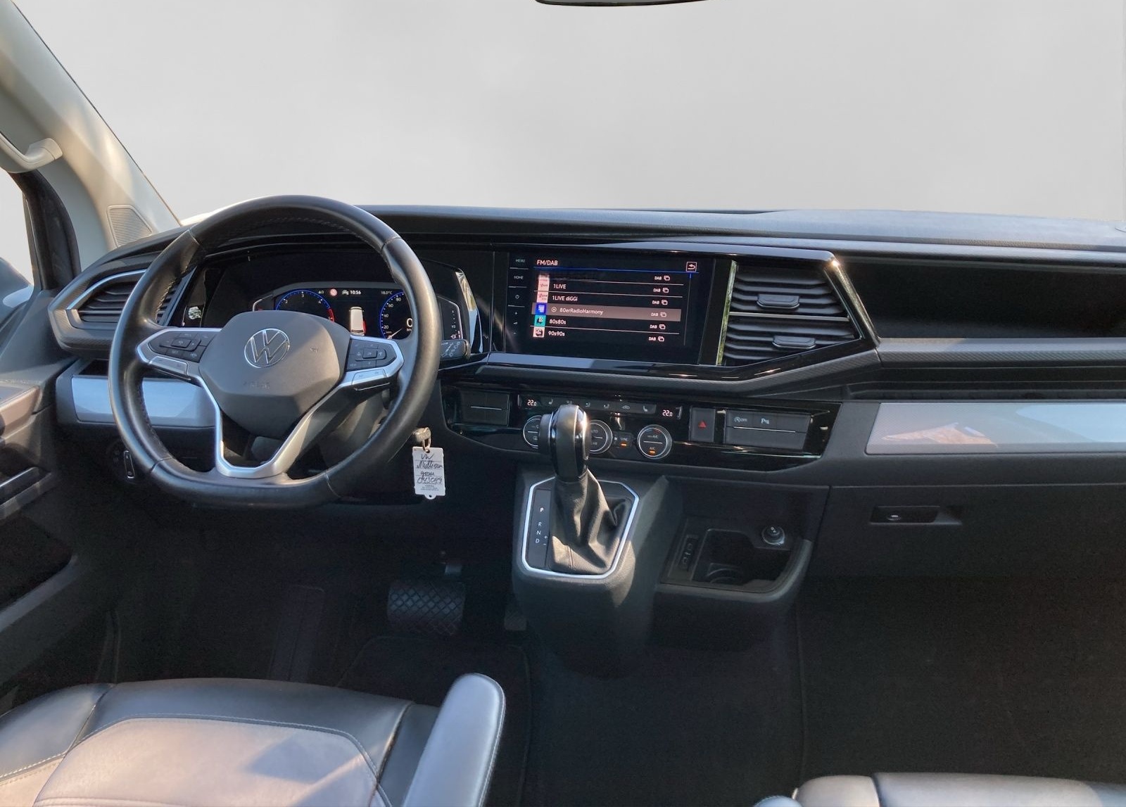 Volkswagen T6.1 Multivan 2.0 TDI DSG GENERATION SIX AHK KAM foto 5