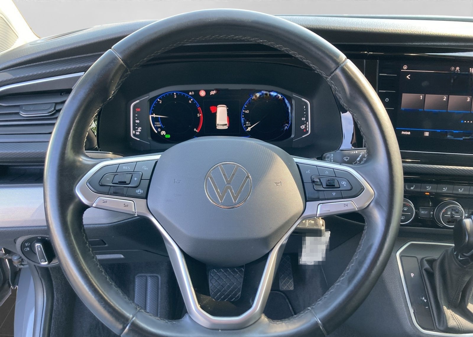 Volkswagen T6.1 Multivan 2.0 TDI DSG GENERATION SIX AHK KAM foto 9