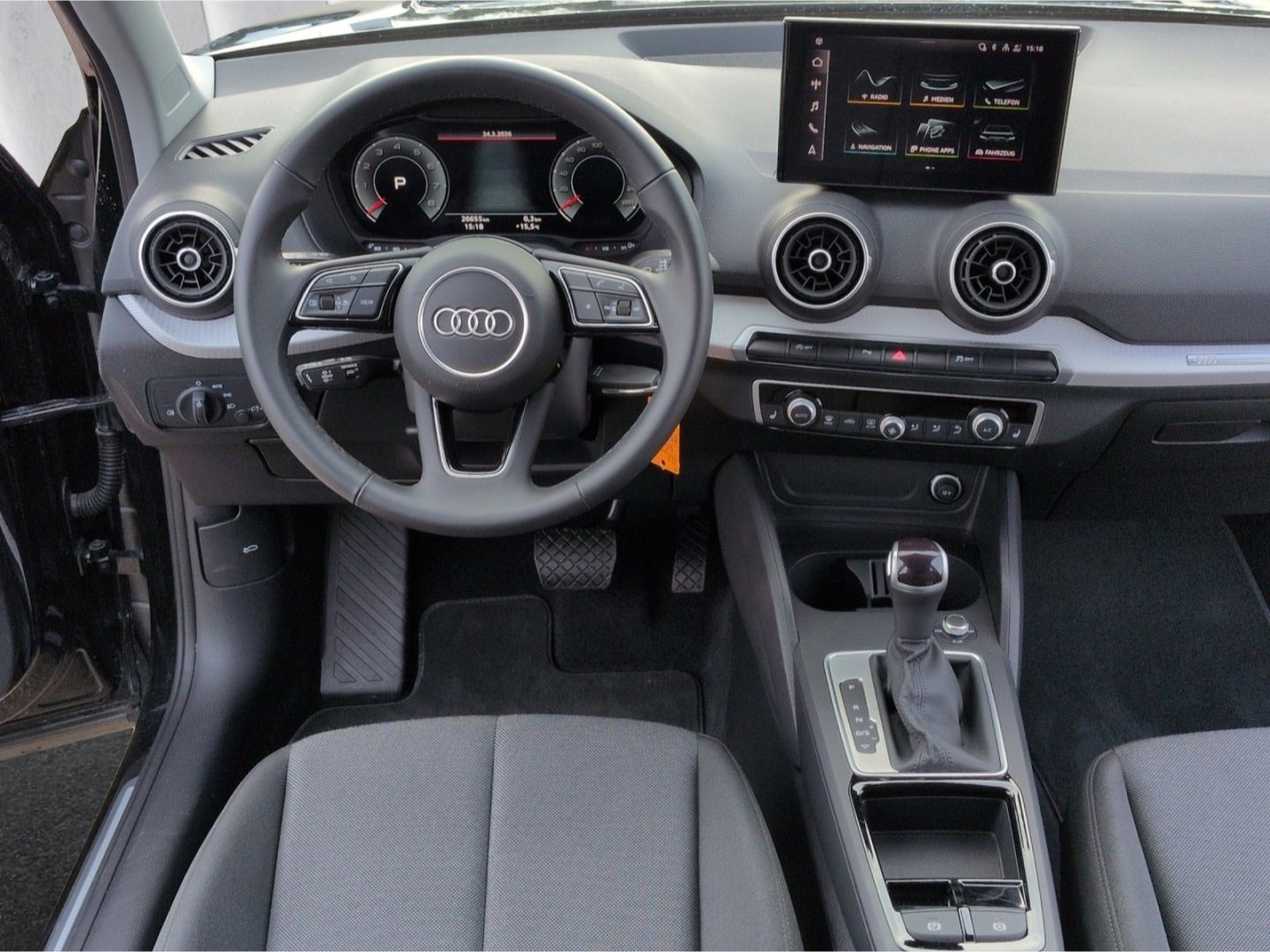 Audi Q2 advanced 35TFSI*S-tron AHK ACC R-Kam SHZ LED foto 6