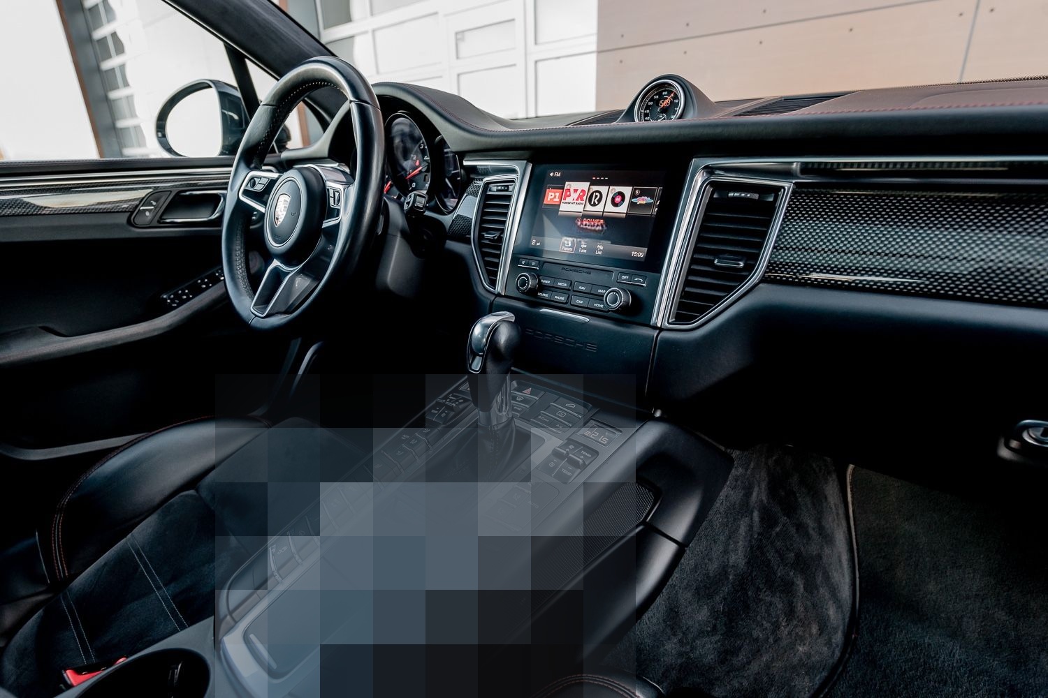 Porsche Macan Turbo mit Performance Paket foto 15