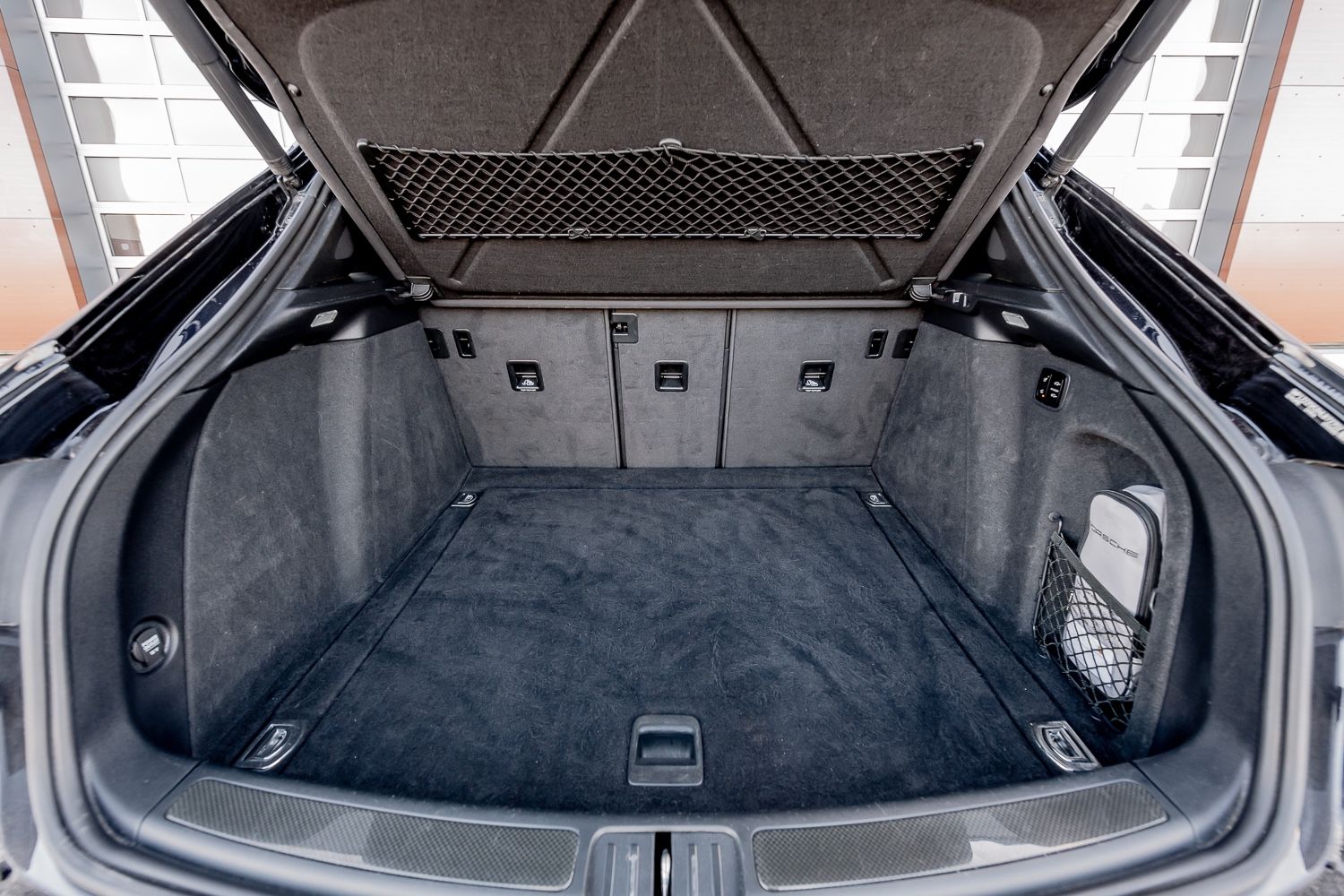 Porsche Macan Turbo mit Performance Paket foto 20