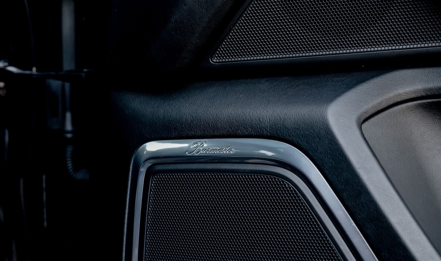 Porsche Macan Turbo mit Performance Paket foto 23