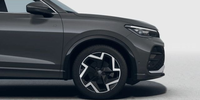 Volkswagen Tiguan 1.5 eTSI DSG R-Line LED App-Connect PDC foto 2
