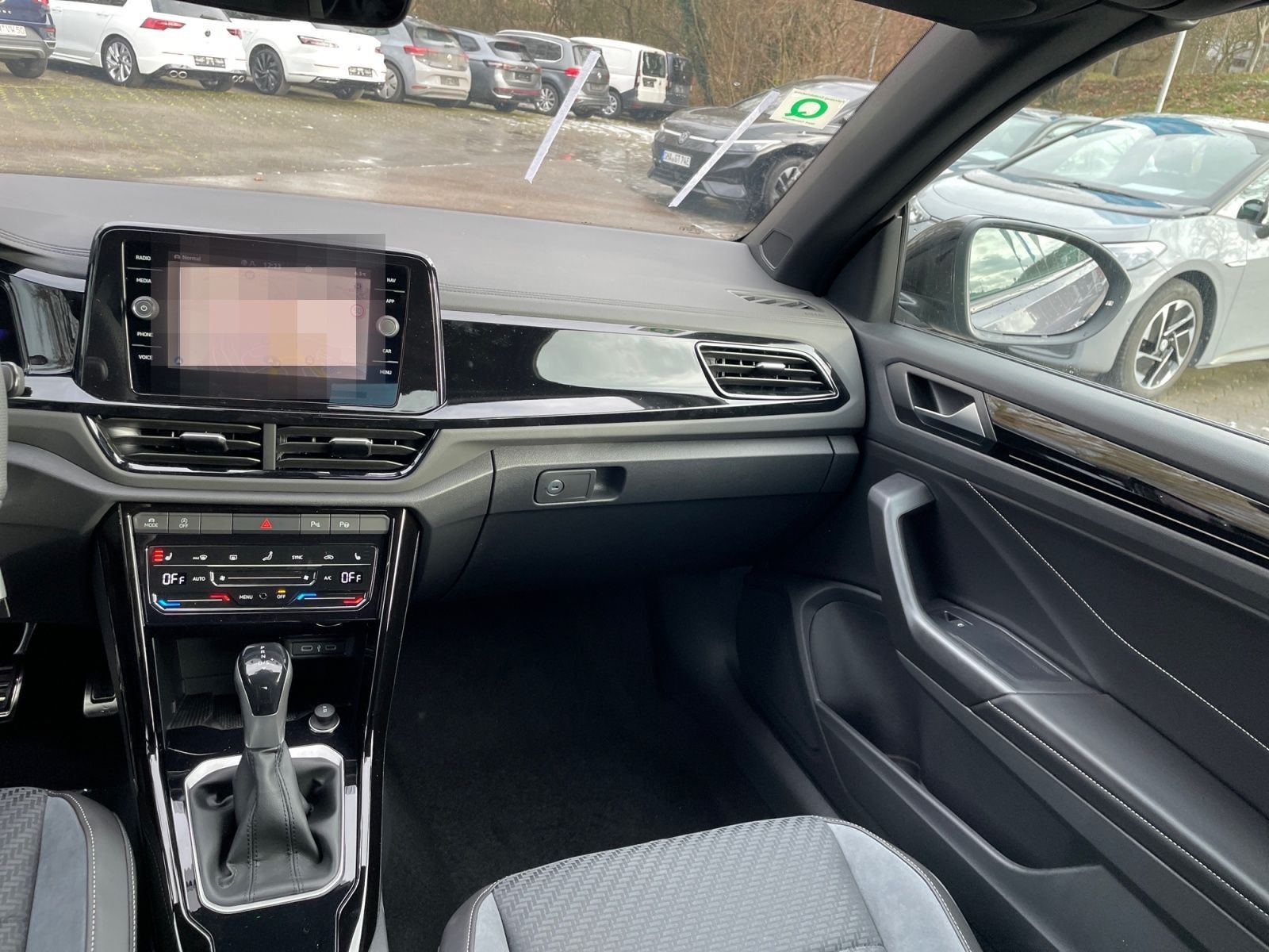 Volkswagen T-Roc Cabriolet R-Line 1.5TSI DSG Black Style  N foto 9