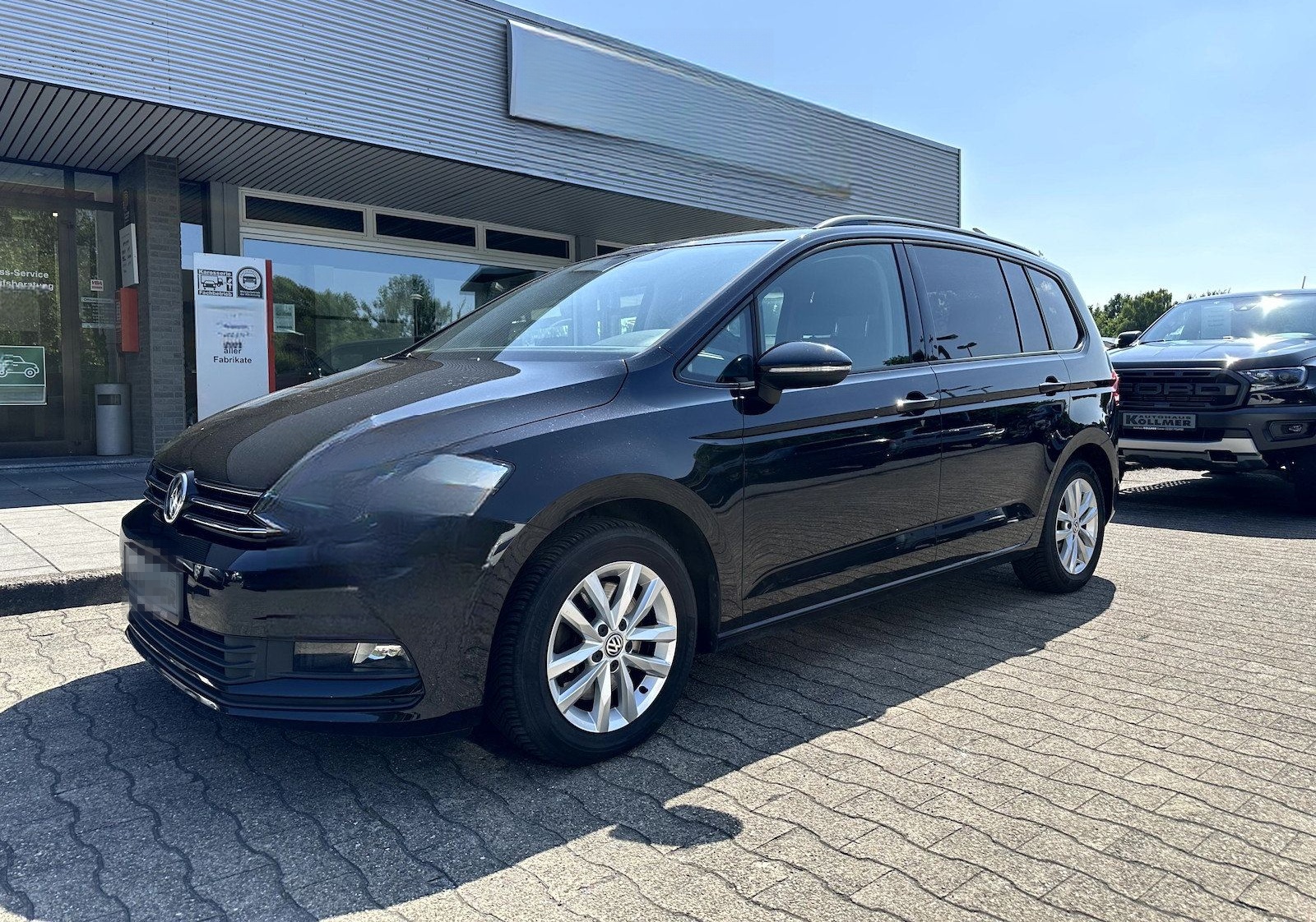 Volkswagen Touran Comfortline DSG*LED*ACC*AHK*RFK*el.Heckkl foto 2