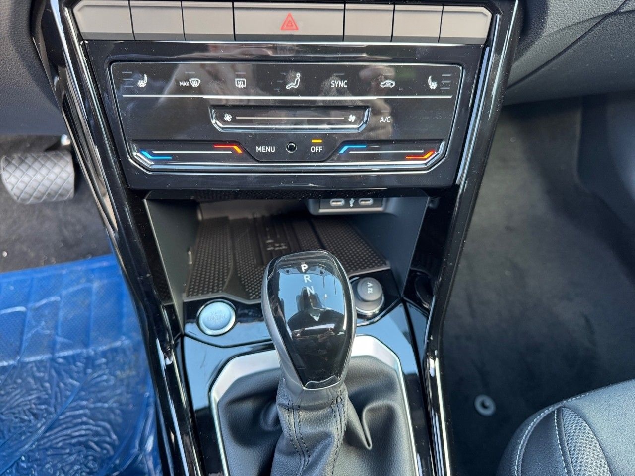 Volkswagen T-Roc Black Edition 1.5TSI DSG MATRIX+PANO+19Alu foto 18