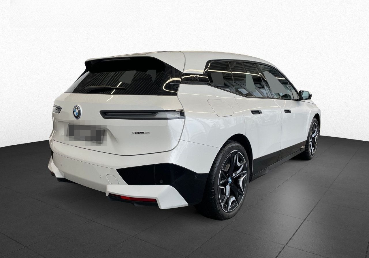 BMW iX xDrive40 Sportpaket 22"Laser,DAProf,360°SKY foto 6