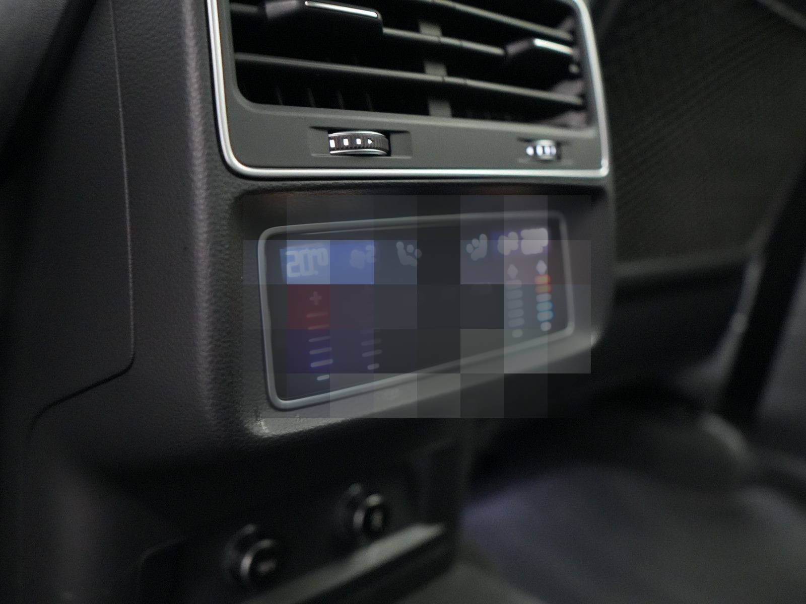 Audi RS Q8 305 KMH MATRIX LUFT KERAMIK CARBON RAUTE foto 15