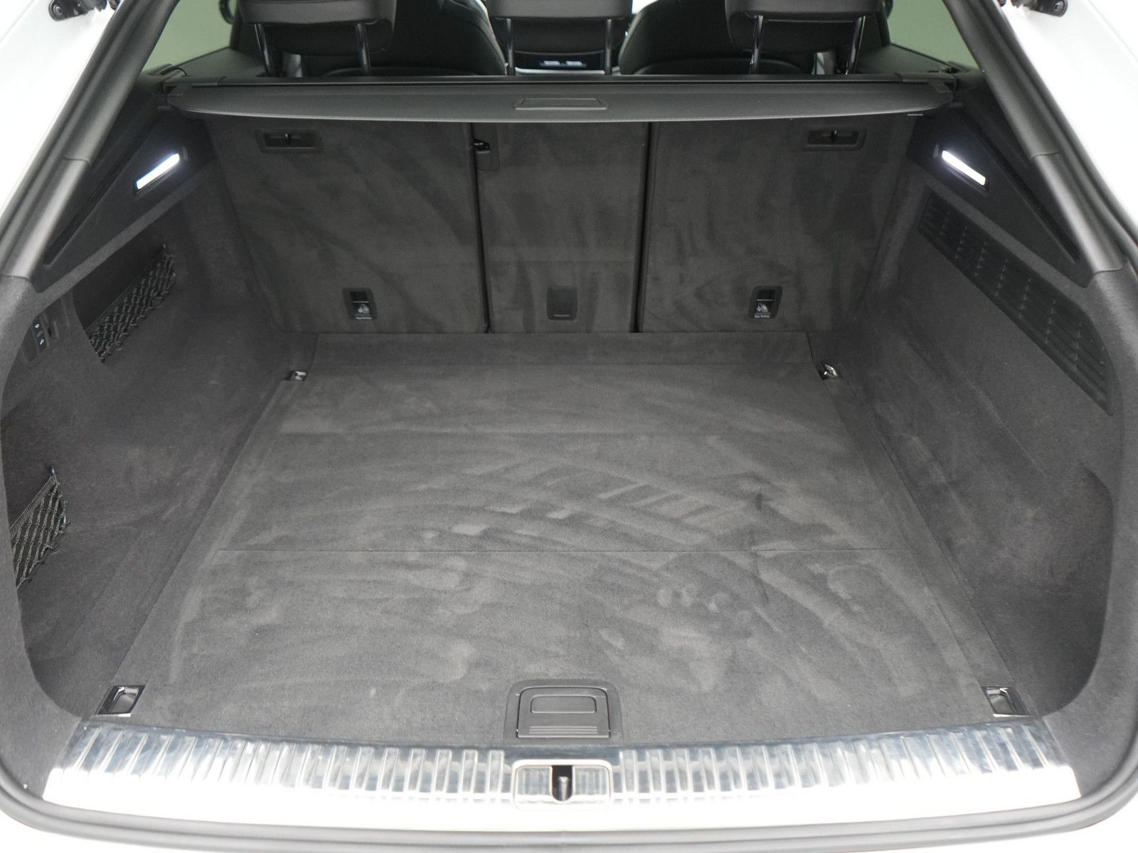 Audi RS Q8 305 KMH MATRIX LUFT KERAMIK CARBON RAUTE foto 16