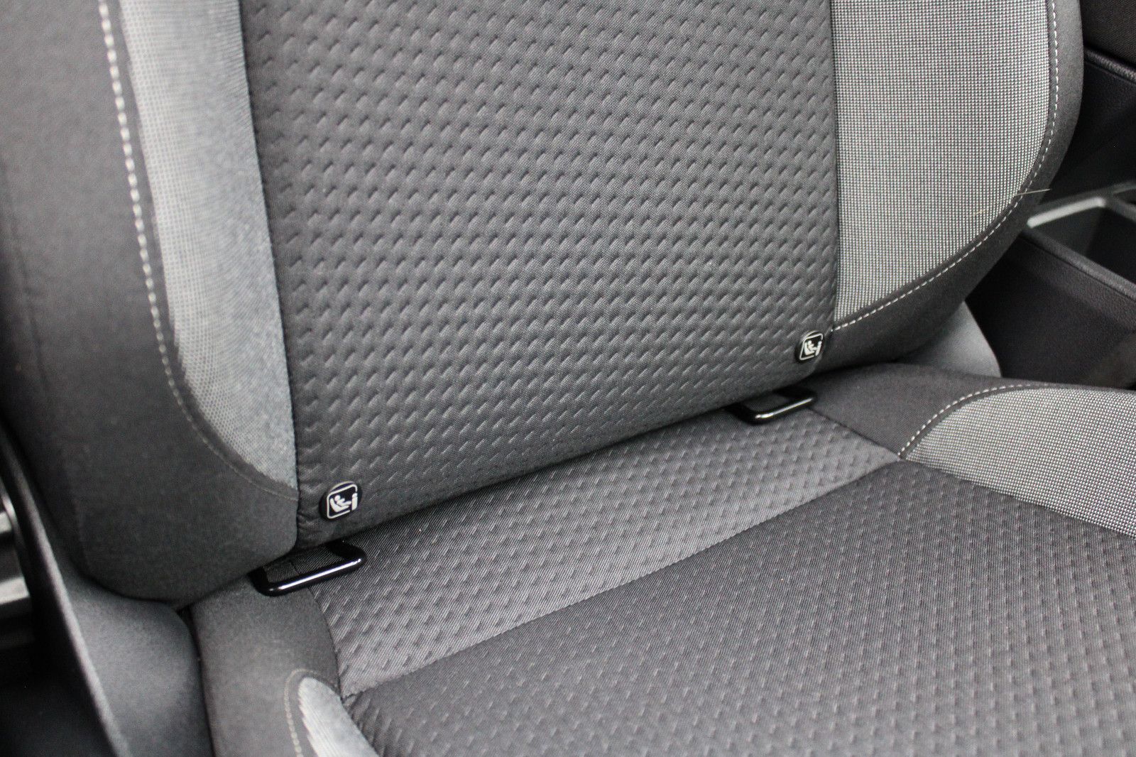 Volkswagen Taigo *Automatik*Tüv&Inspektion Neu*Kamera* foto 17
