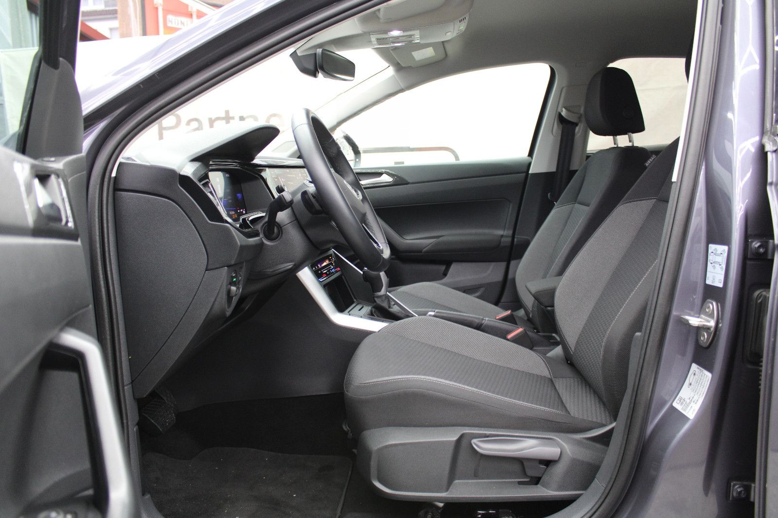 Volkswagen Taigo *Automatik*Tüv&Inspektion Neu*Kamera* foto 6