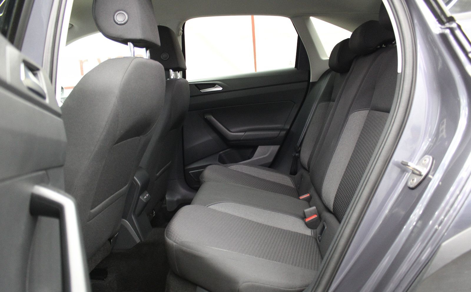 Volkswagen Taigo *Automatik*Tüv&Inspektion Neu*Kamera* foto 10
