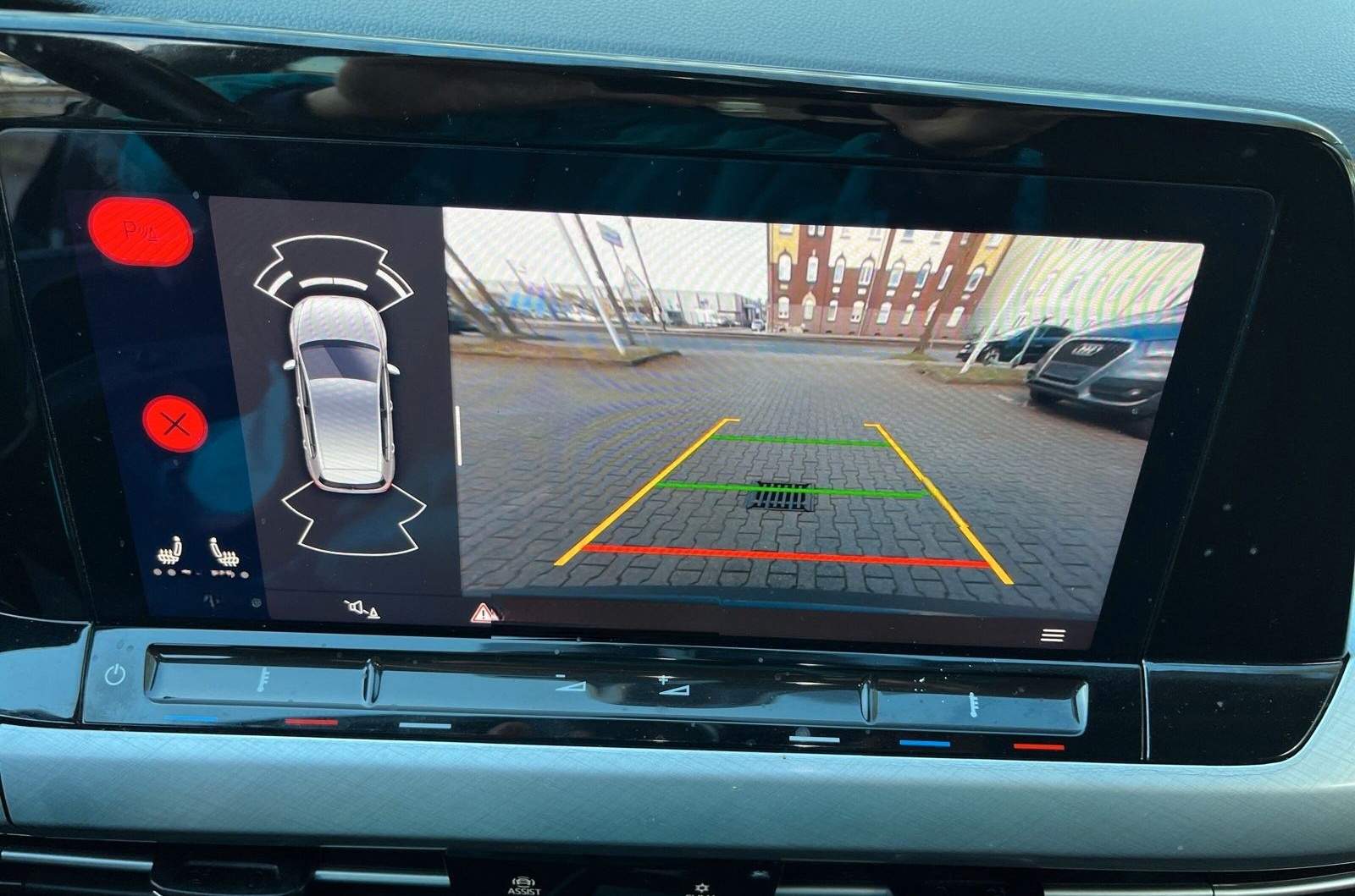 Volkswagen Golf VIII Lim. Life|ACC|Kam|LED|VC|Carplay|NAVI foto 15