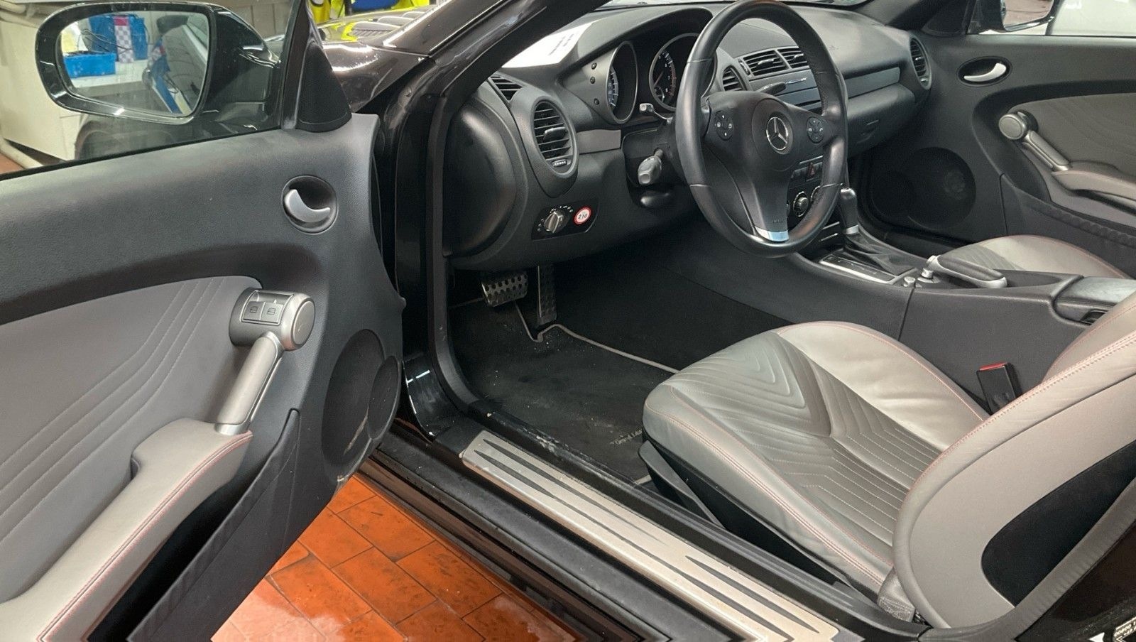 Mercedes-Benz SLK 200 Grand Edition/Xenon/Navi/designo/1.Hand foto 5