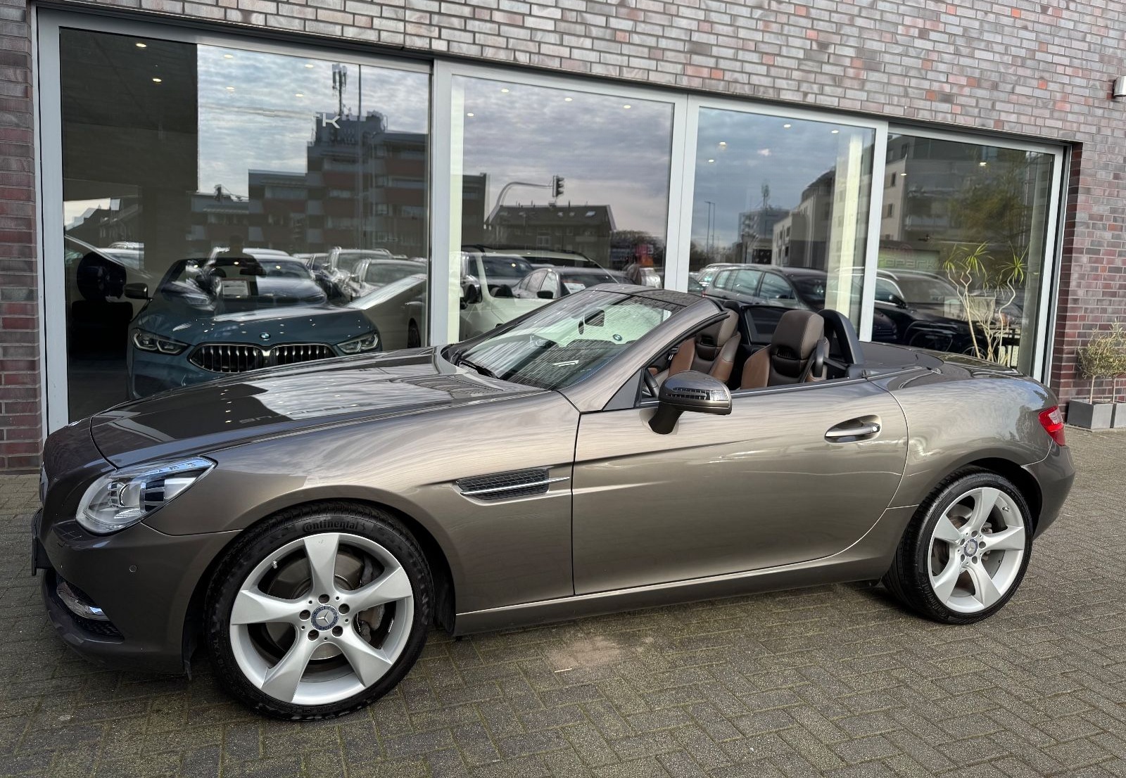 Mercedes-Benz SLK 250 Roadster BlueEfficiency foto 11