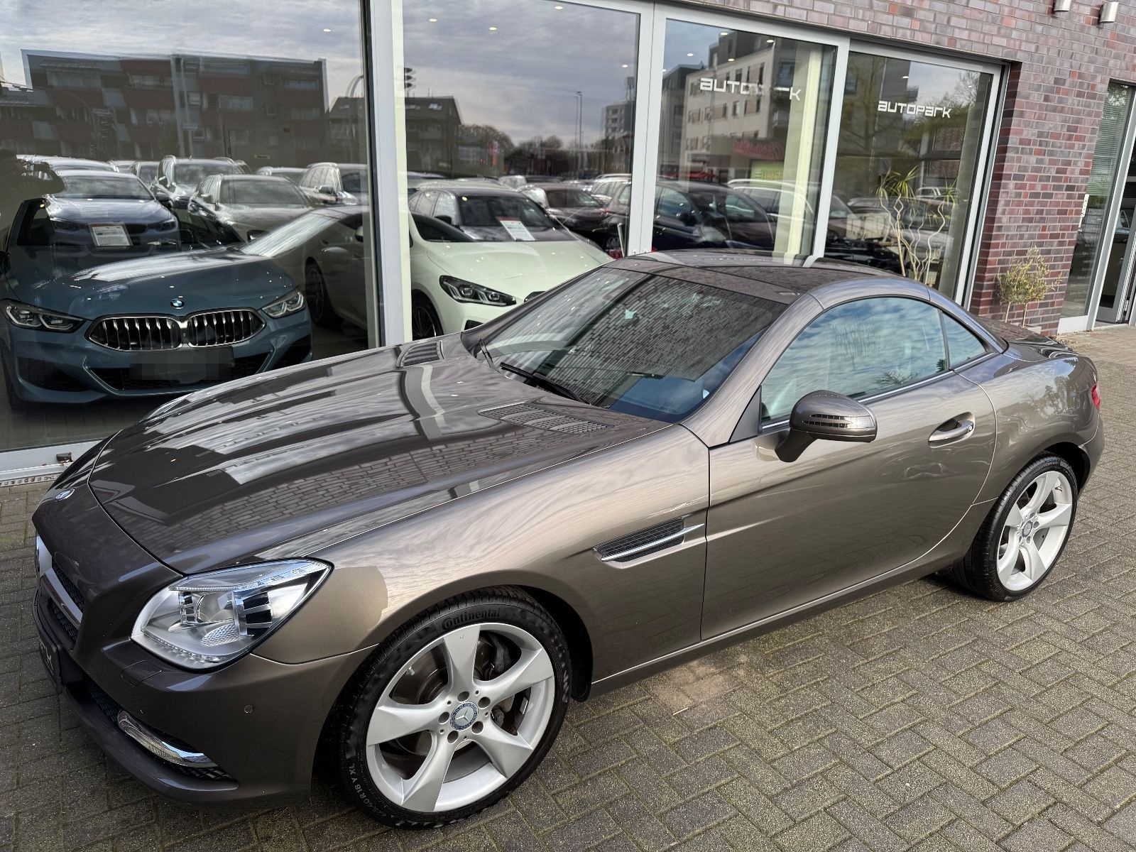 Mercedes-Benz SLK 250 Roadster BlueEfficiency foto 13