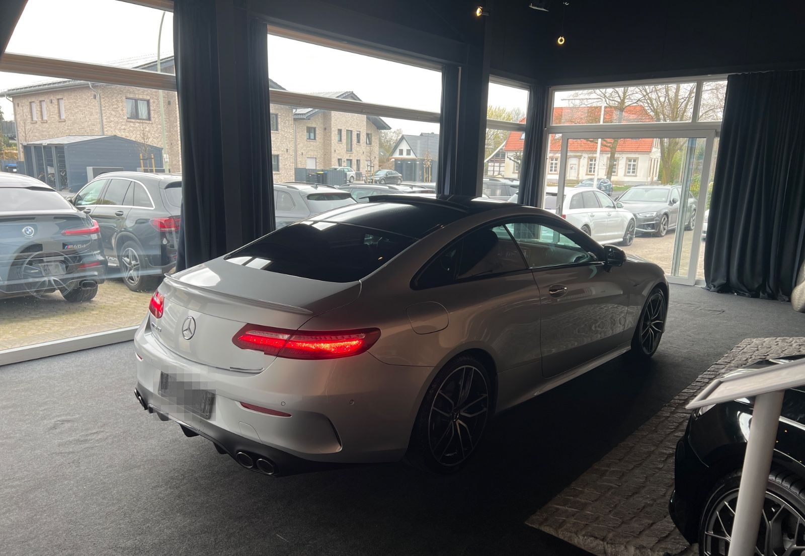 Mercedes-Benz E 53 AMG E Coupe foto 2