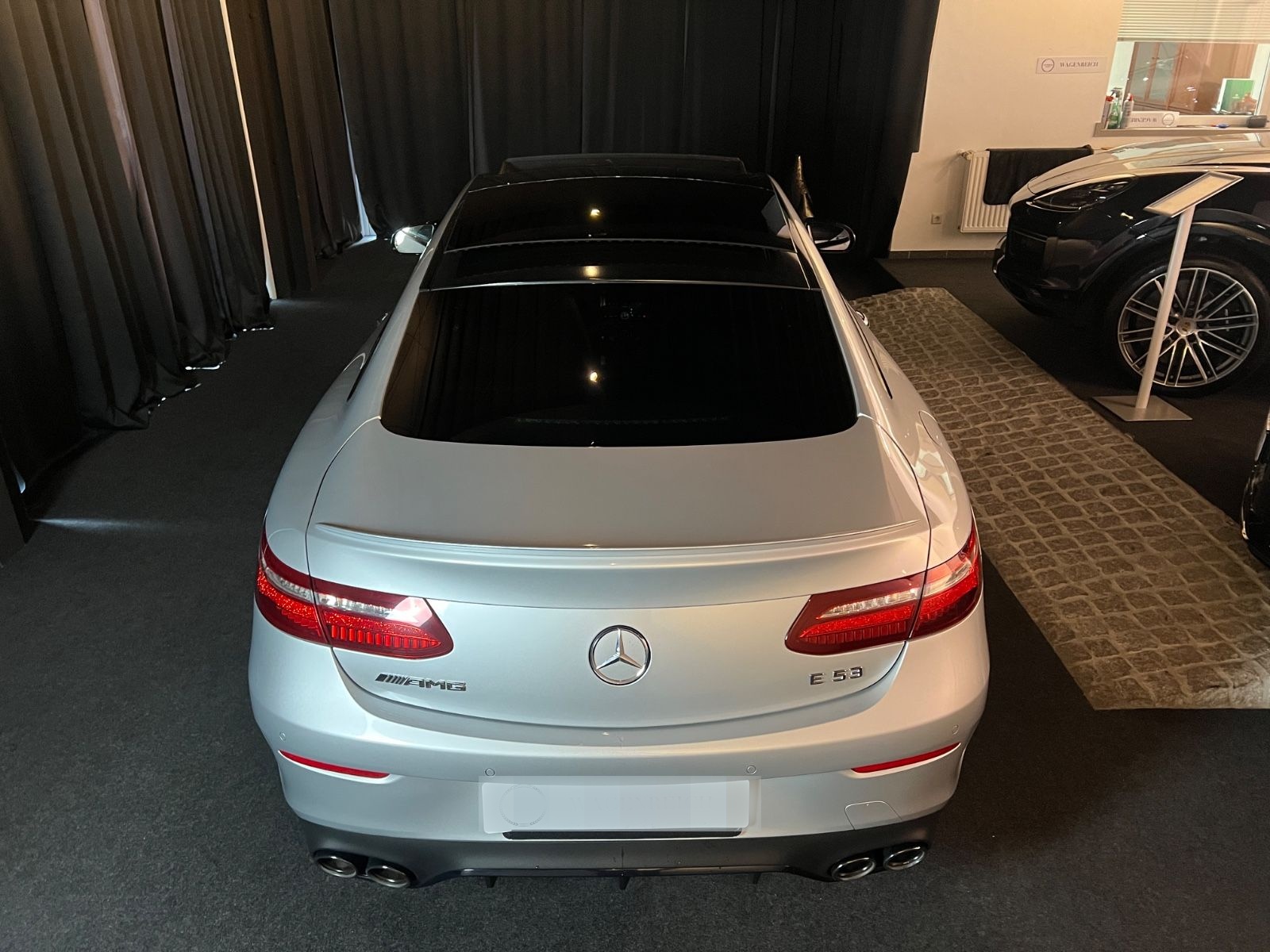 Mercedes-Benz E 53 AMG E Coupe foto 15