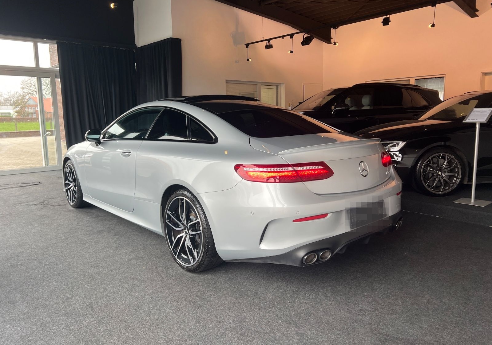 Mercedes-Benz E 53 AMG E Coupe foto 3
