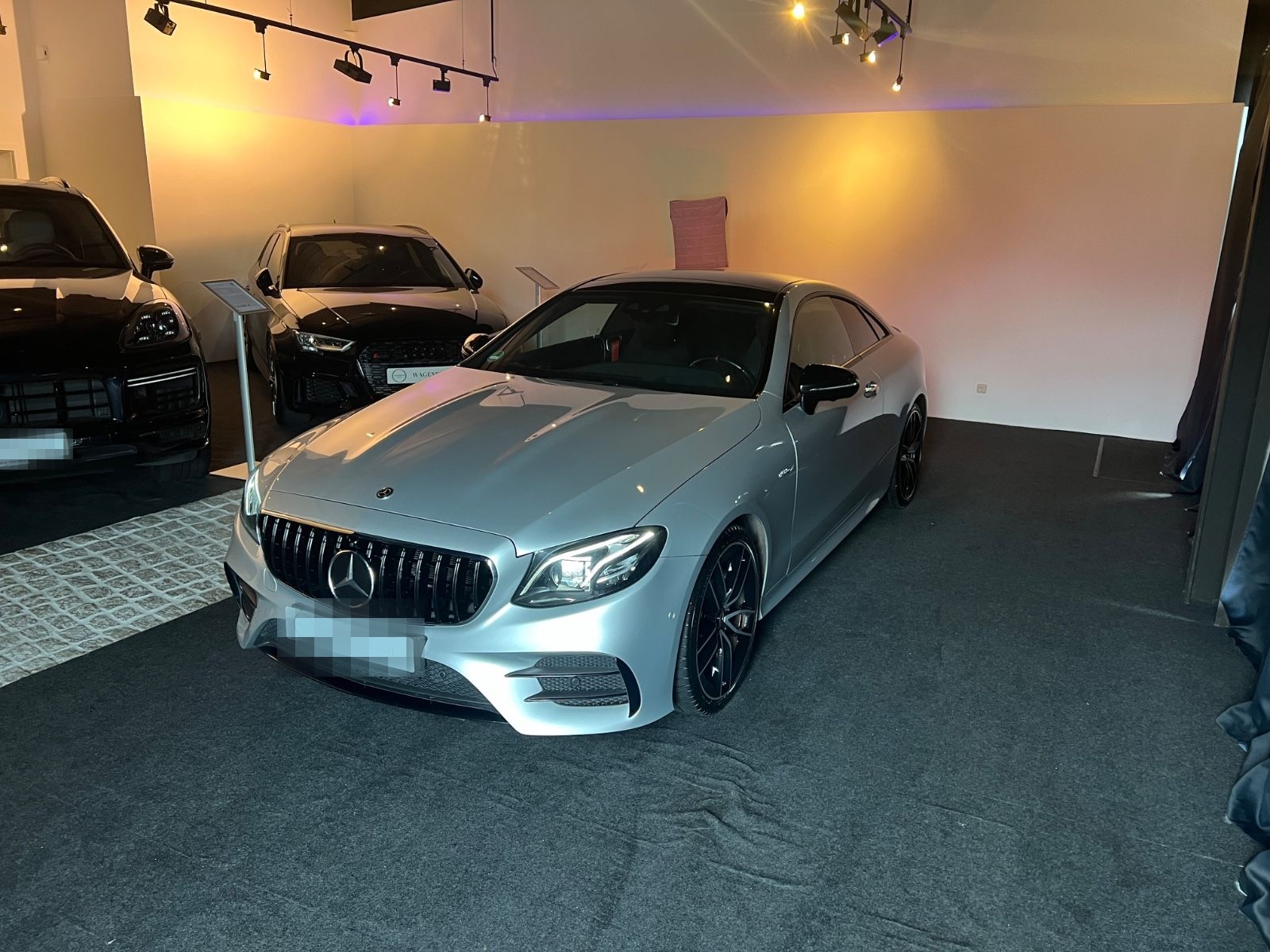 Mercedes-Benz E 53 AMG E Coupe foto 8