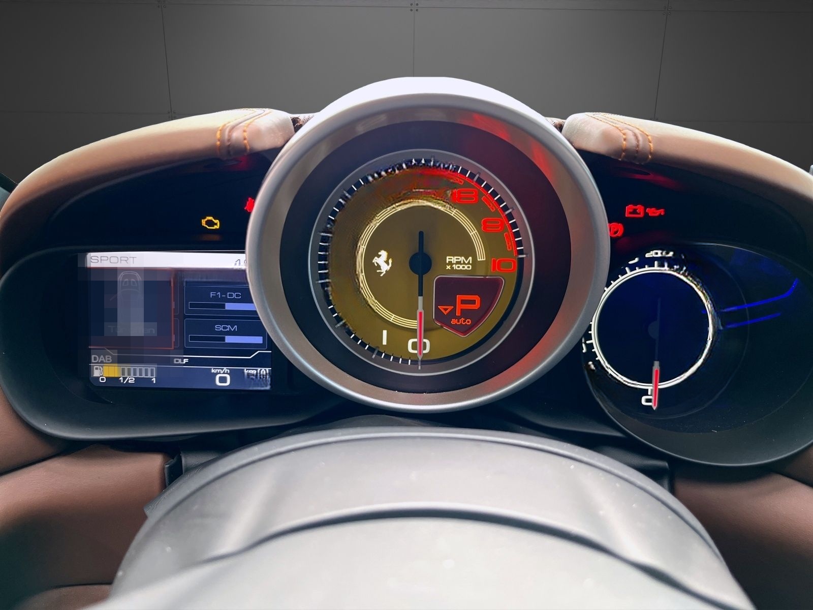 Ferrari California T foto 11