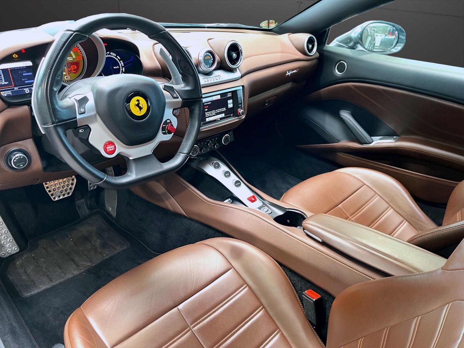 Ferrari California T foto 14