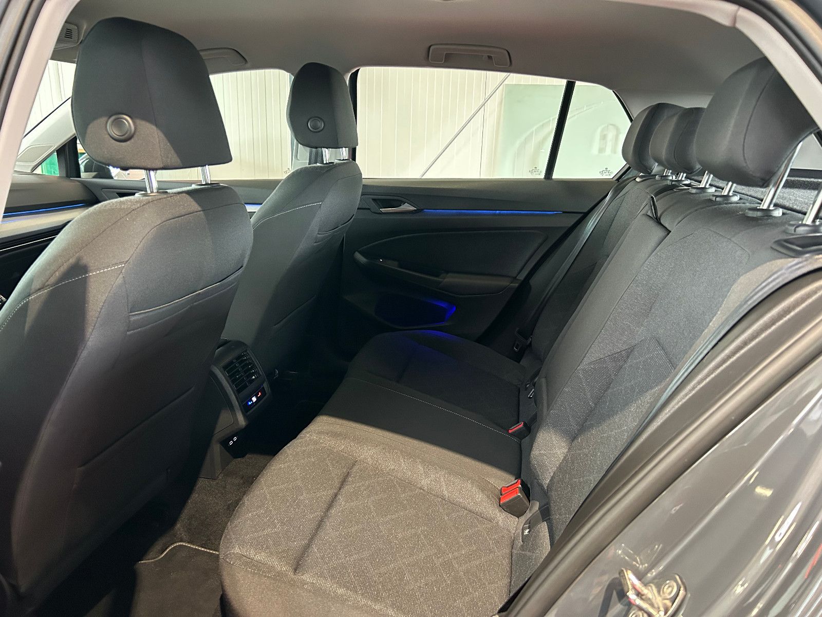 Volkswagen Golf VIII Life 1.5 TSI *HuD*AHK*NAV*ACC*SHZ* foto 19