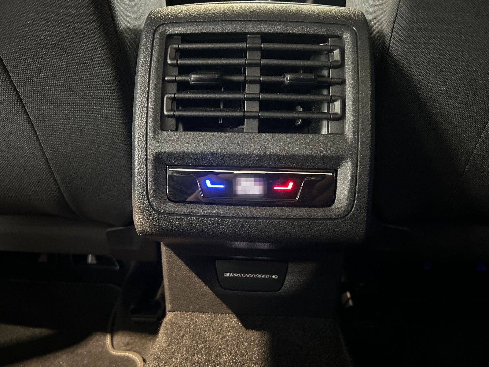 Volkswagen Golf VIII Life 1.5 TSI *HuD*AHK*NAV*ACC*SHZ* foto 20