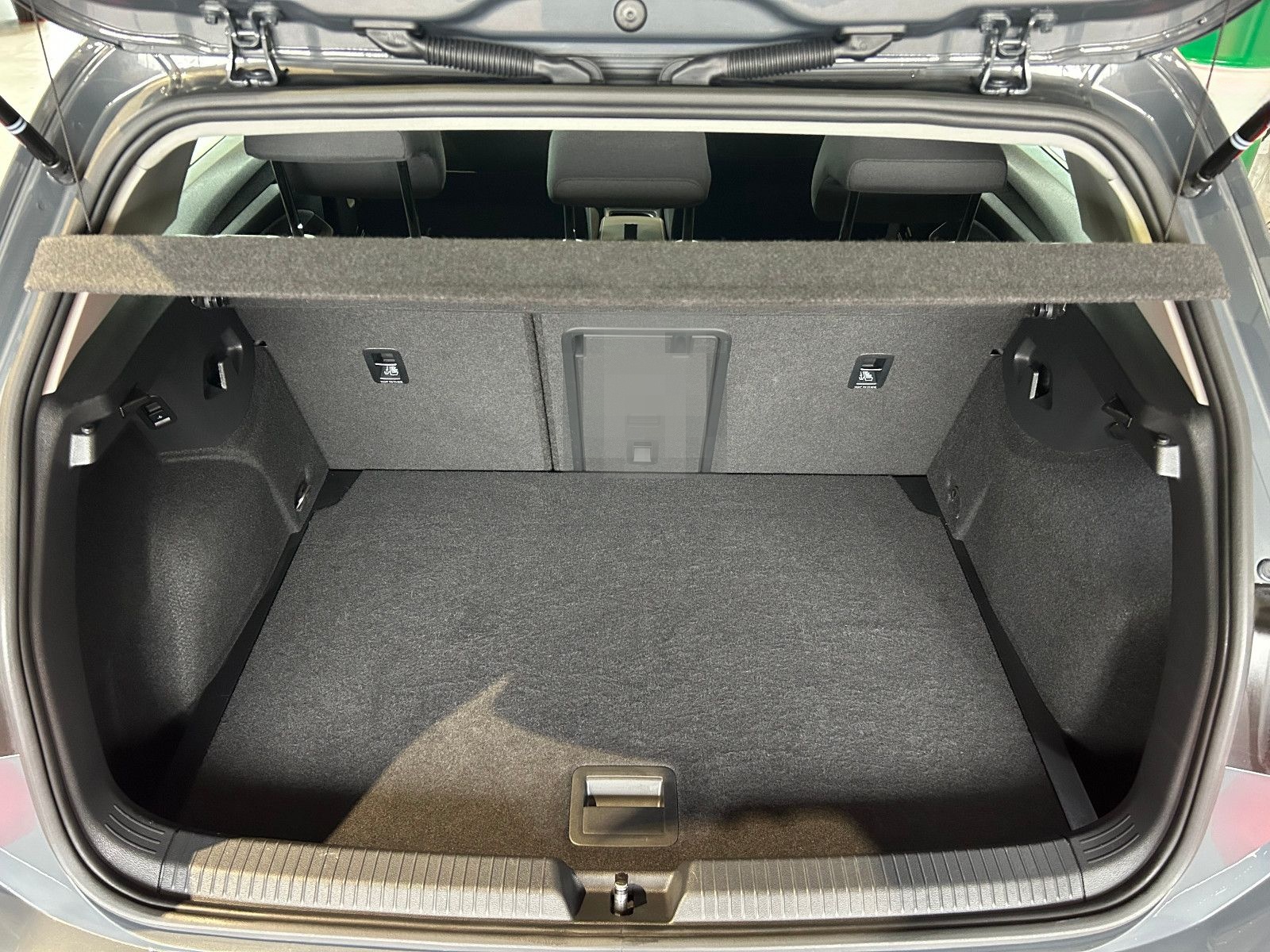 Volkswagen Golf VIII Life 1.5 TSI *HuD*AHK*NAV*ACC*SHZ* foto 6