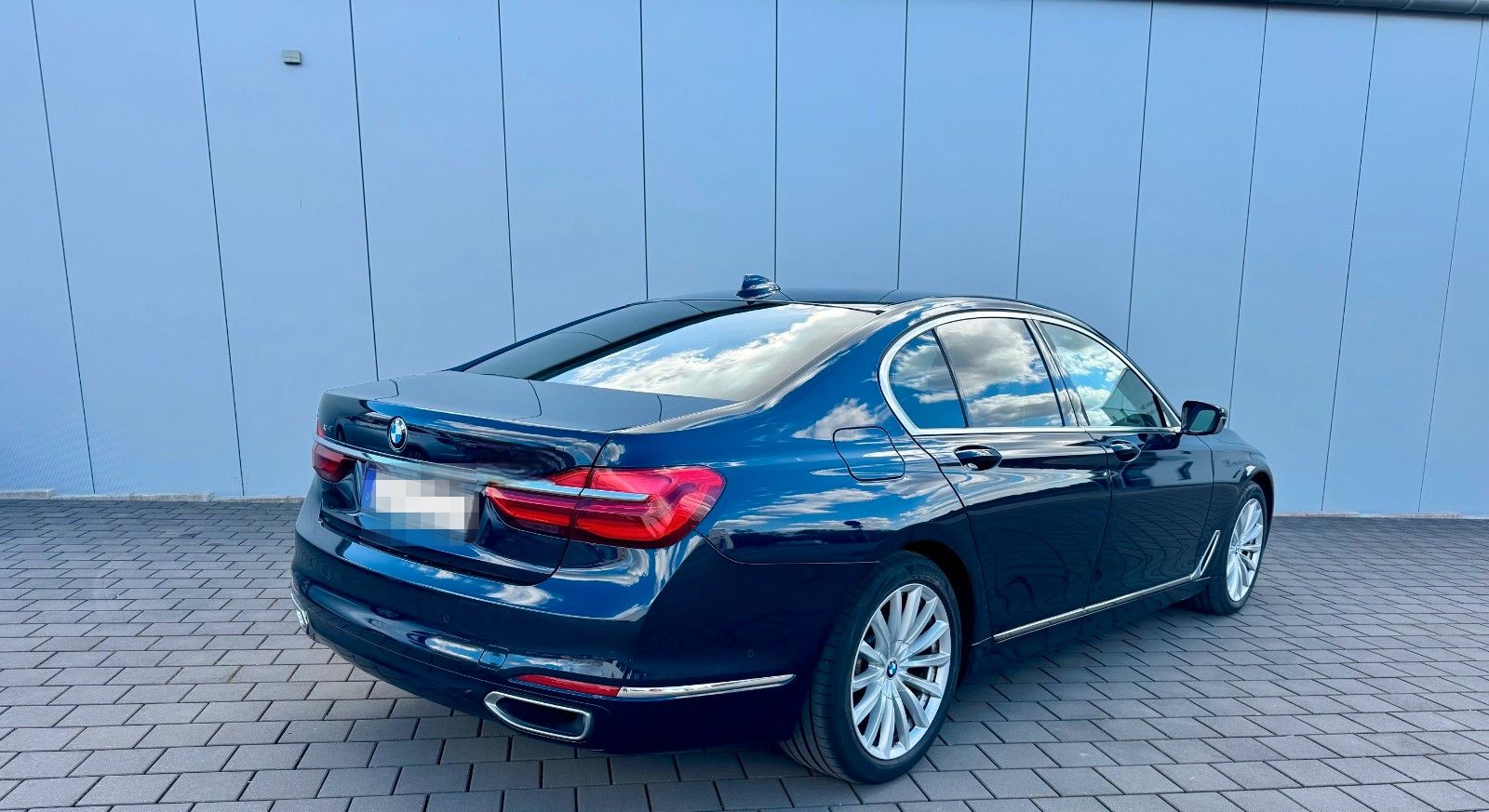 BMW 740 d xDrive H&K HuD TV Standhzg Laser Massage foto 6