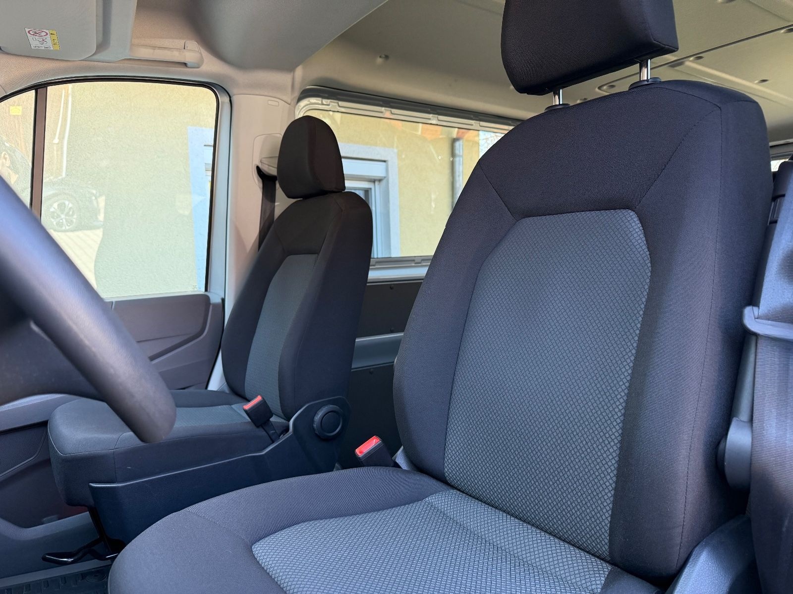 Volkswagen Kasten 35 mittellang  9 Sitze*Navi*LED*AHK*Kame foto 15