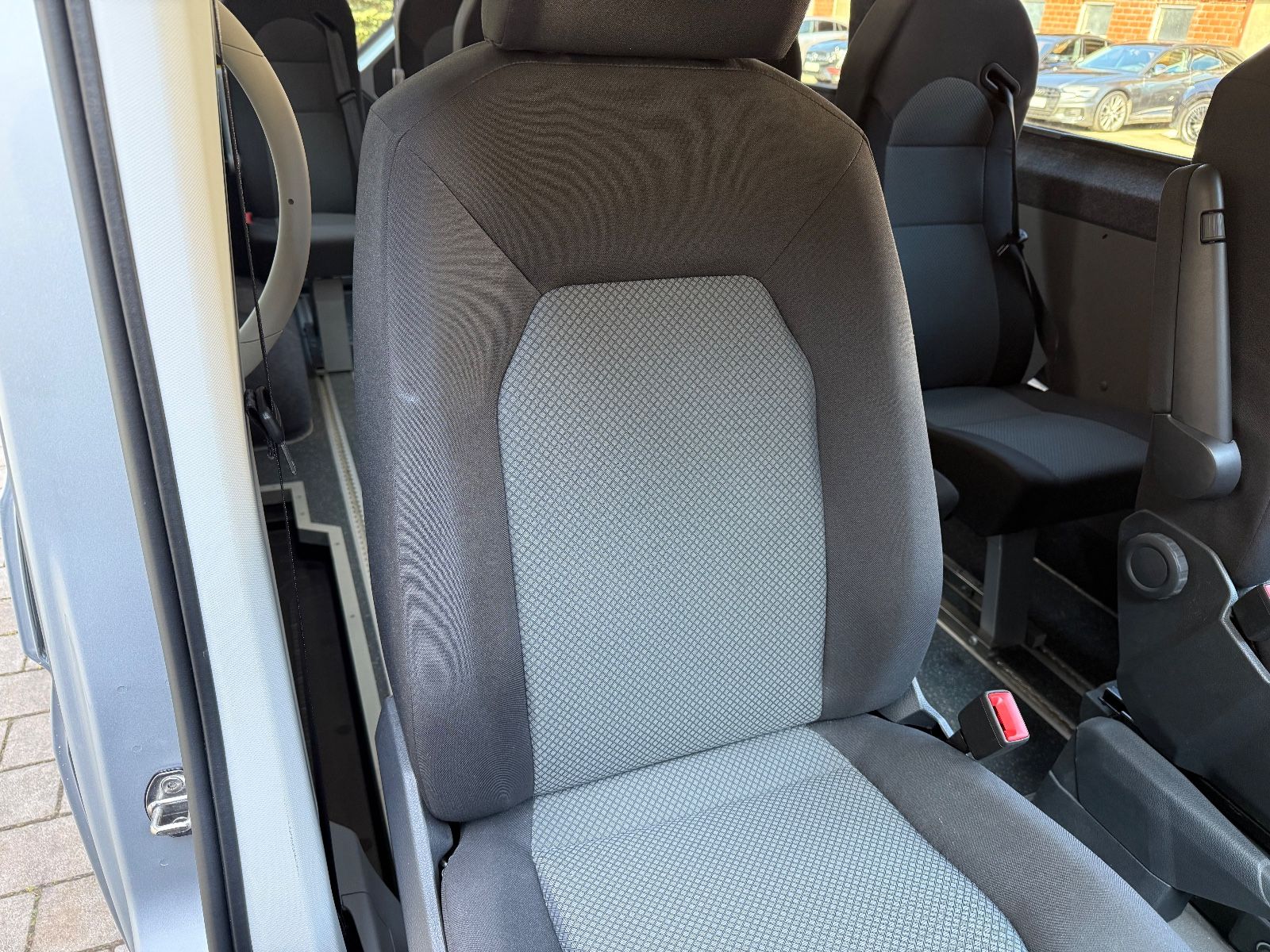 Volkswagen Kasten 35 mittellang  9 Sitze*Navi*LED*AHK*Kame foto 17