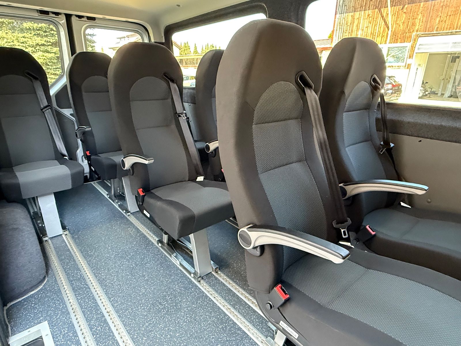 Volkswagen Kasten 35 mittellang  9 Sitze*Navi*LED*AHK*Kame foto 23