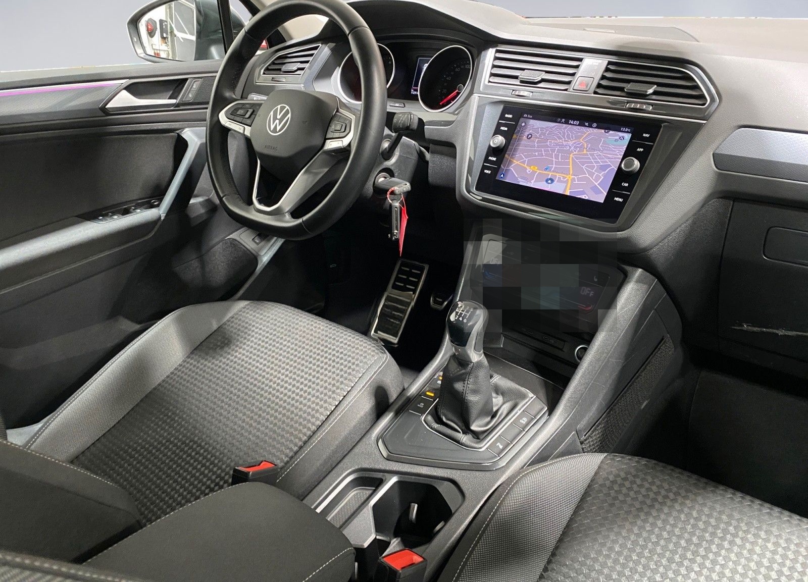 Volkswagen Tiguan 1.5 TSI NAVI KAMERA ACC AHK Carplay SHZ foto 17