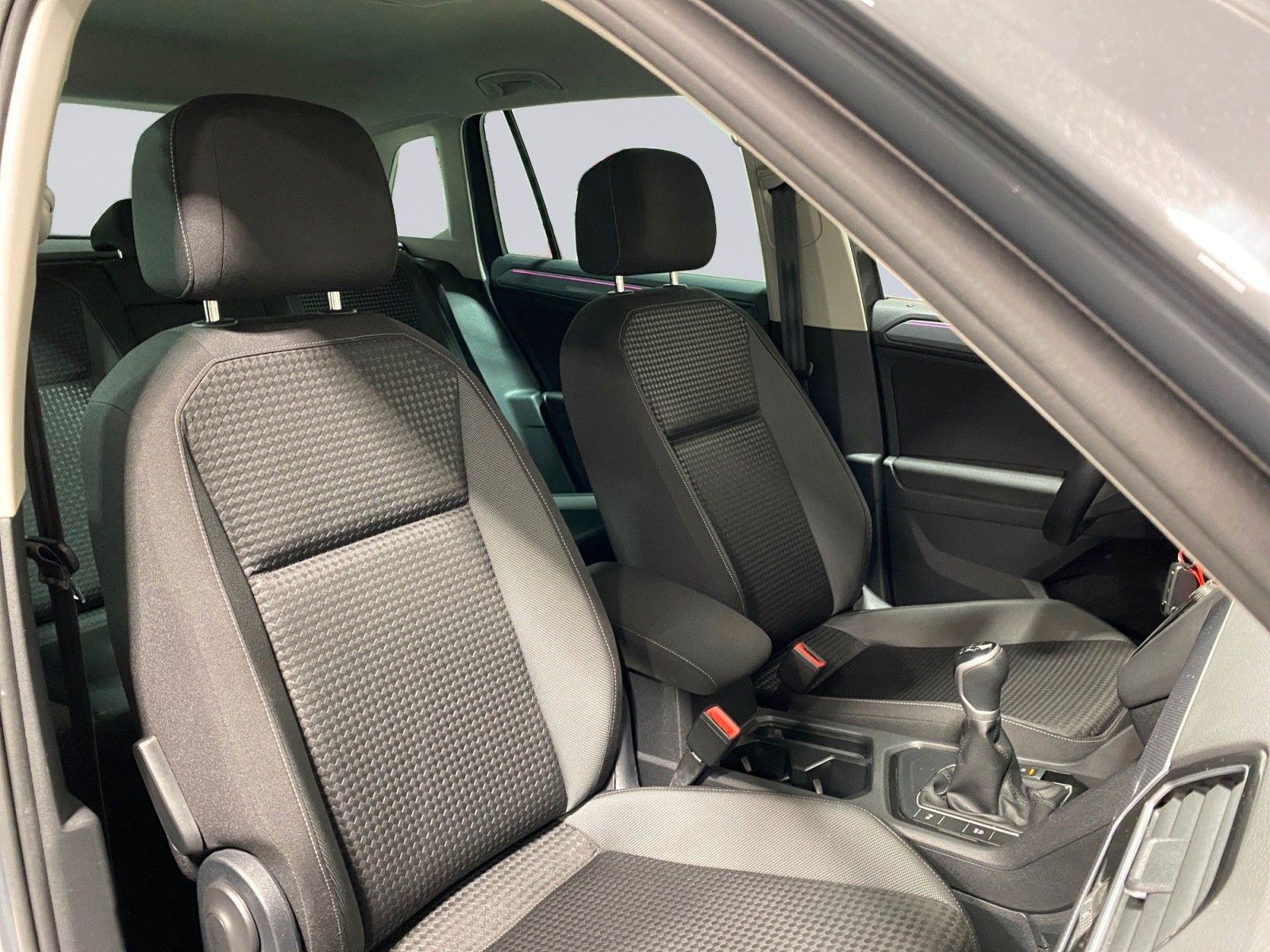 Volkswagen Tiguan 1.5 TSI NAVI KAMERA ACC AHK Carplay SHZ foto 21