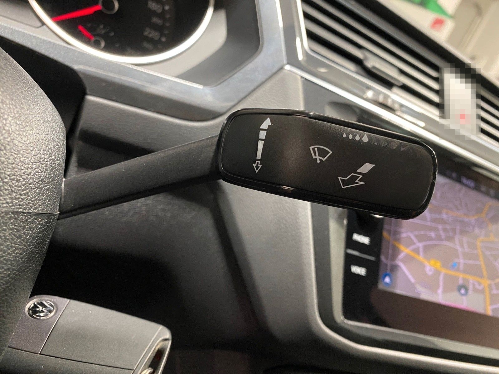 Volkswagen Tiguan 1.5 TSI NAVI KAMERA ACC AHK Carplay SHZ foto 23