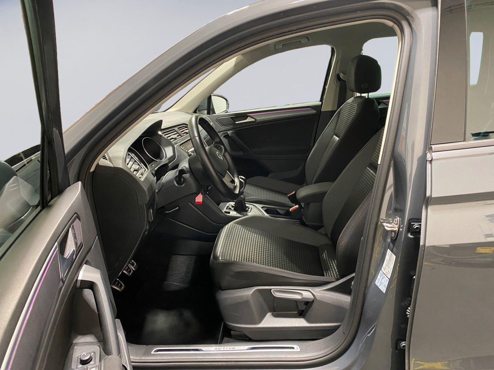 Volkswagen Tiguan 1.5 TSI NAVI KAMERA ACC AHK Carplay SHZ foto 10