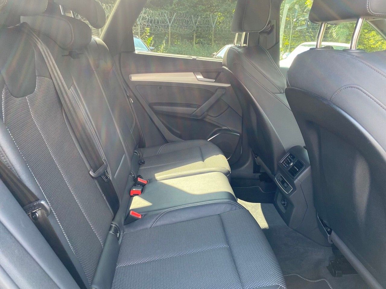 Audi Q5 40 TDI S tronic quattro S line  AHK Navi LED  foto 10