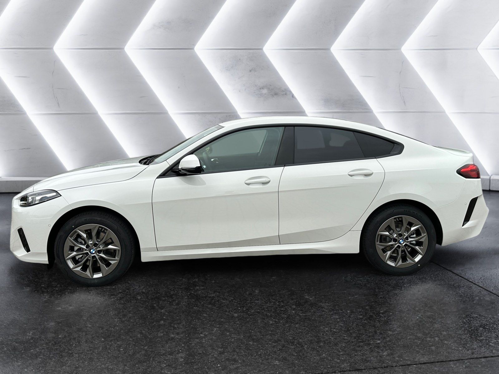 BMW 220 Gran Coupé DAB LED Komfortzg. Parkassistent foto 2