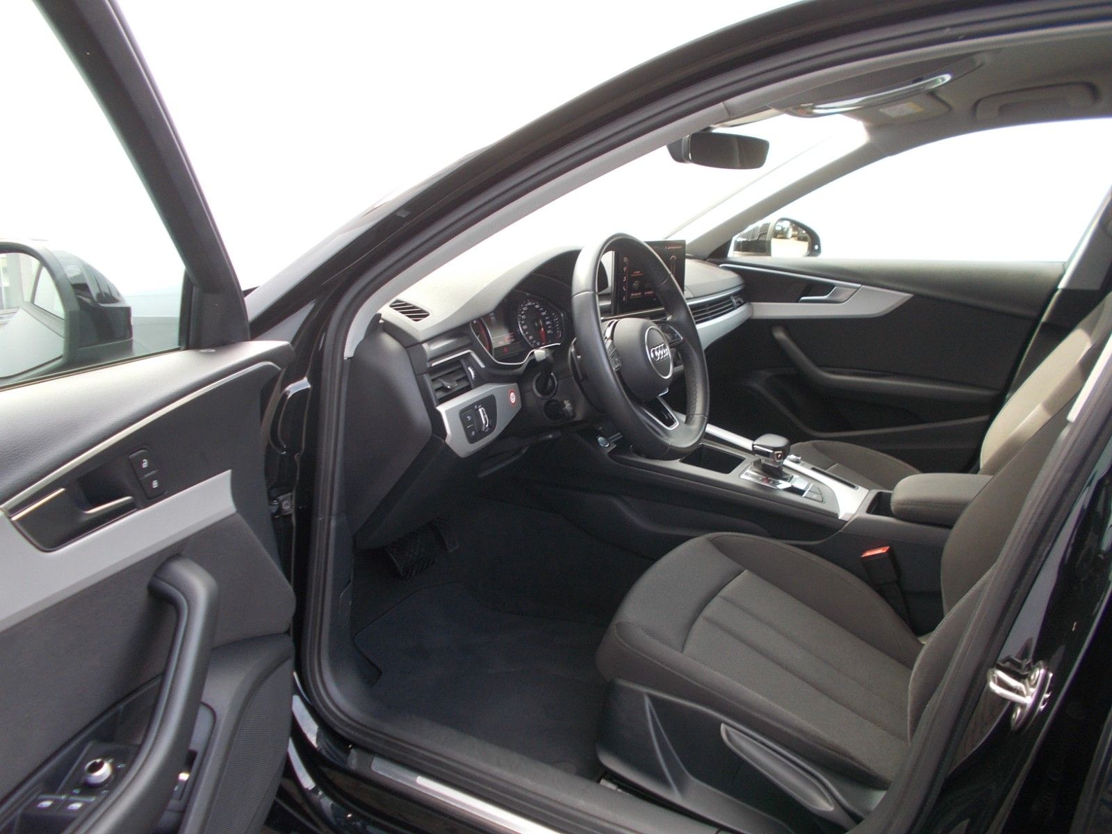 Audi A4 Avant 35 TFSI * DSG * NAVI * LED * Allwetter foto 8