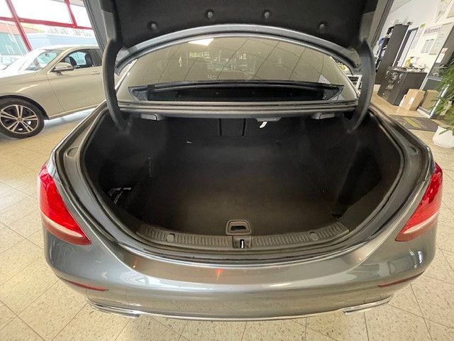 Mercedes-Benz E 220 E Limousine E 220 d foto 6