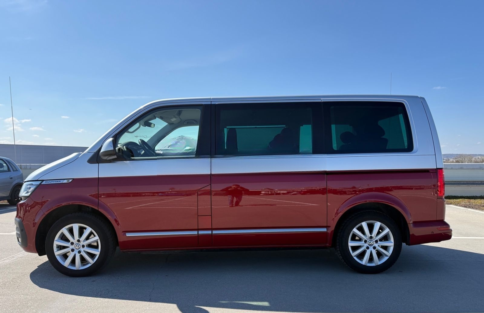 Volkswagen T6.1 Multivan*4M*DSG*VIRT*NAVI*LED*LEDER*AHK*VOL foto 2