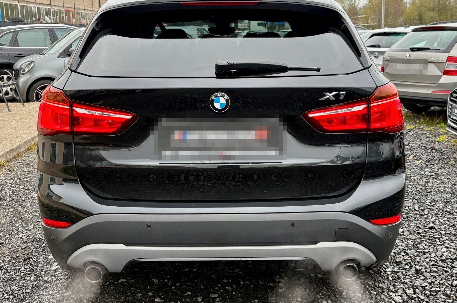 BMW X1 xDrive20i Aut. SPORT LINE Navi Leder LED Pano foto 20