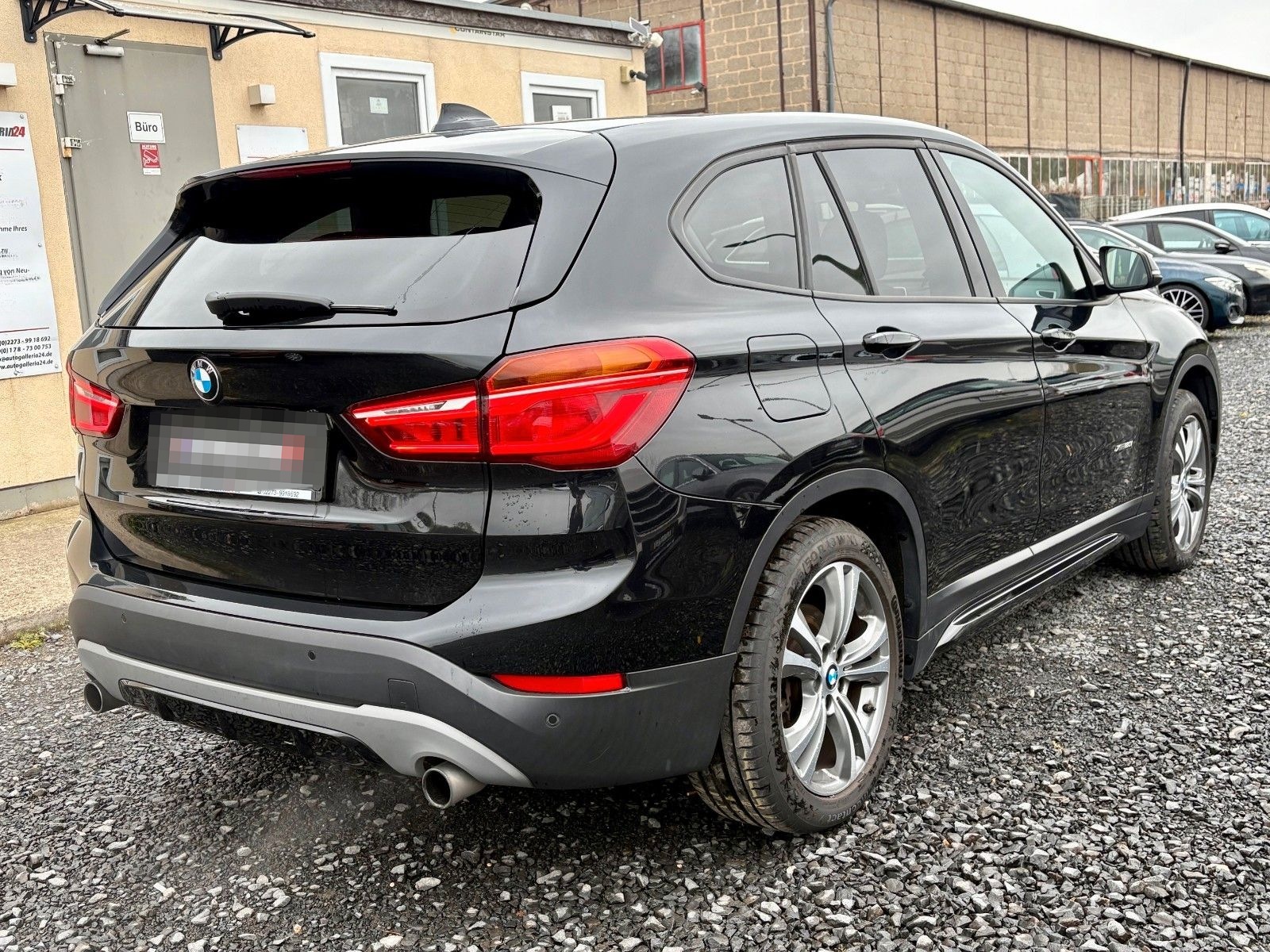 BMW X1 xDrive20i Aut. SPORT LINE Navi Leder LED Pano foto 22