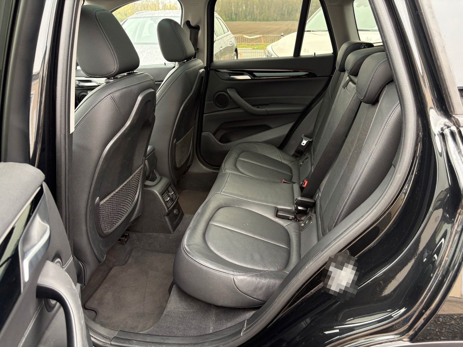 BMW X1 xDrive20i Aut. SPORT LINE Navi Leder LED Pano foto 28