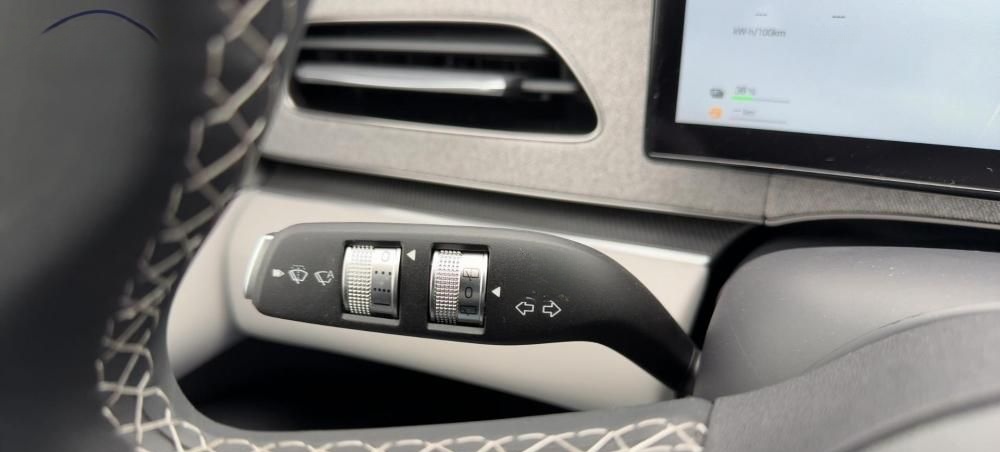 BYD SEAL 6 DM-i PHEV Touring Boost Alu KA LED Link  foto 15