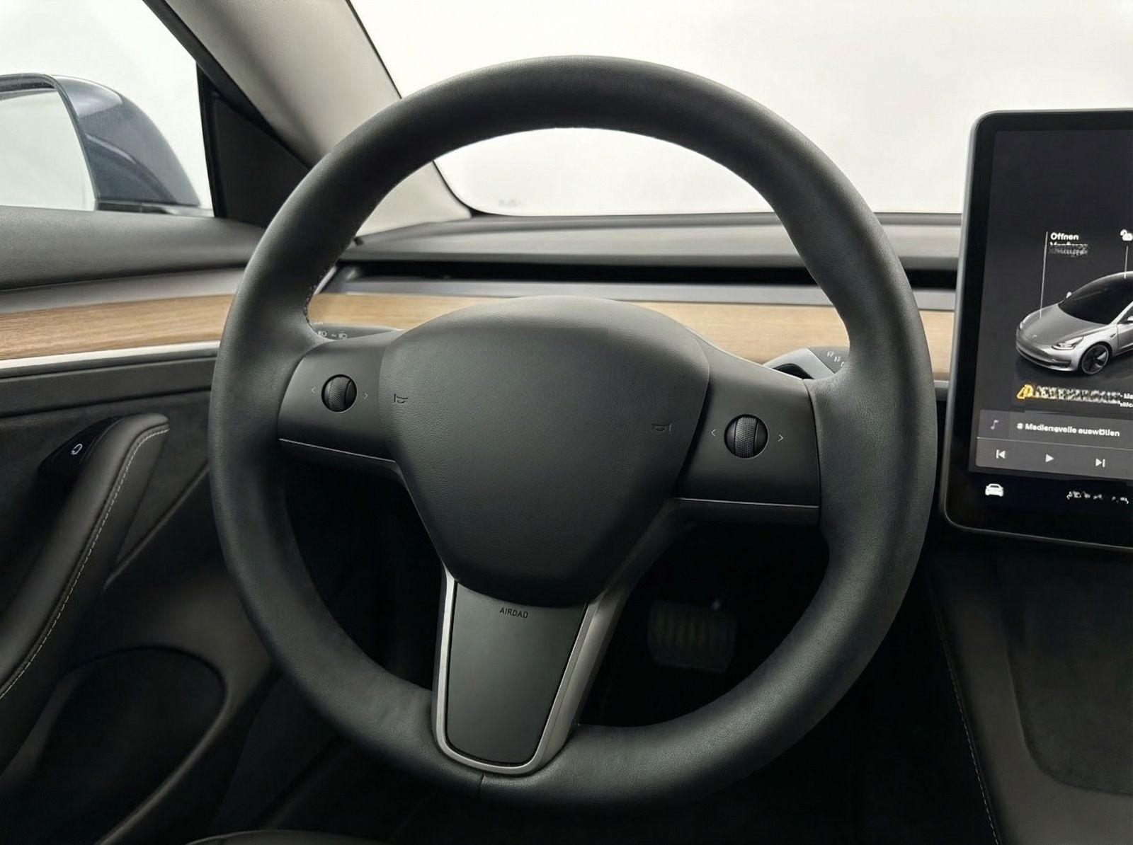 Tesla Model 3 Standard Range+ WÄRMEP/A.PILOT/LEDER foto 18