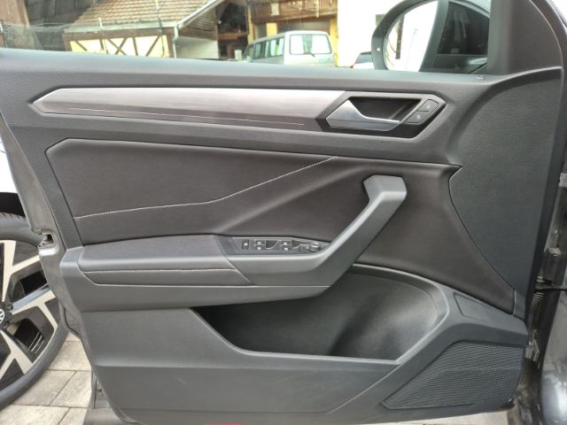 Volkswagen T-Roc *Style* 1.0 TSi *LED+*Navi*Climatronic* foto 7
