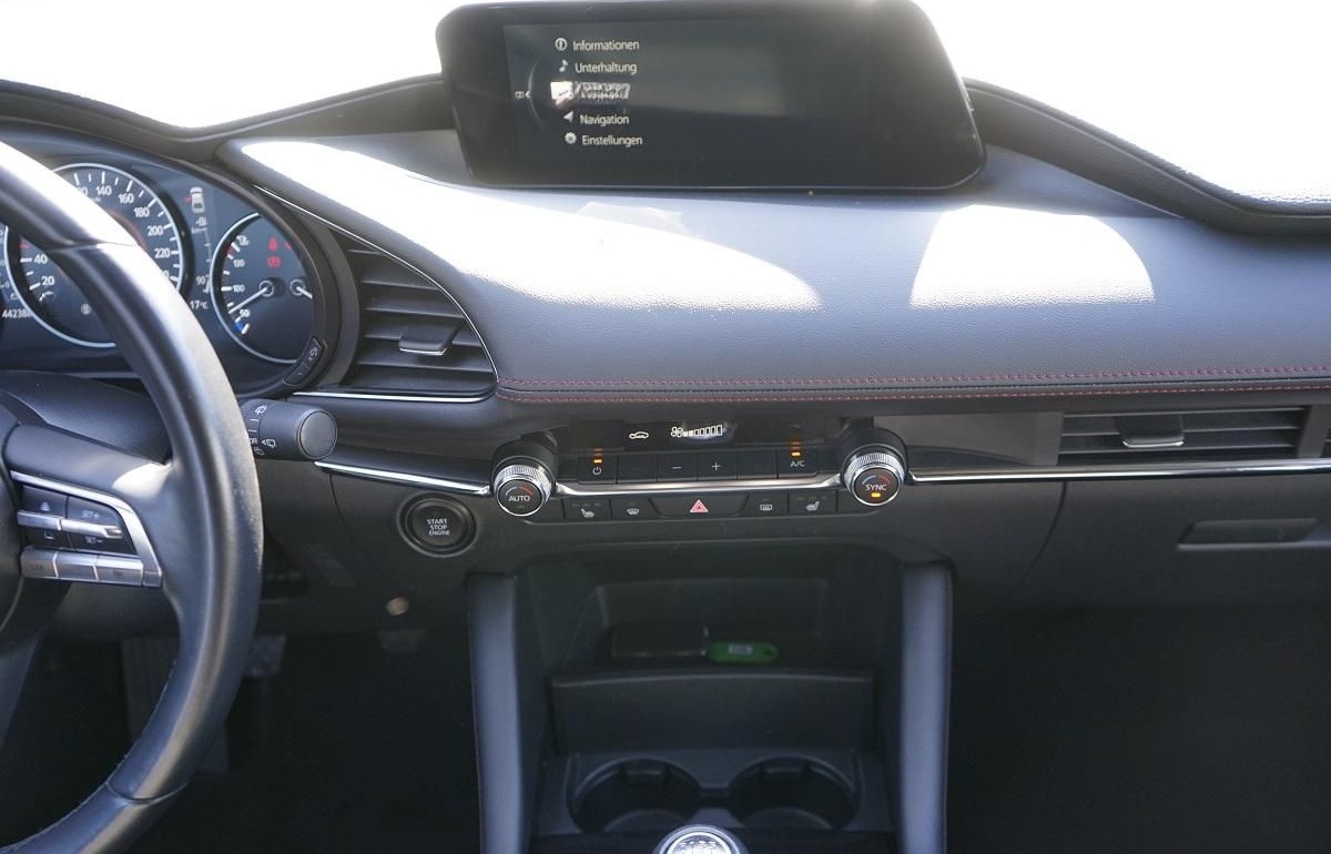 Mazda 3 2.0l SKYACTIV-G HOMURA 150PS FWD *LED*NAVI* foto 11